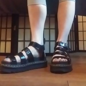 dr martens blaire patent